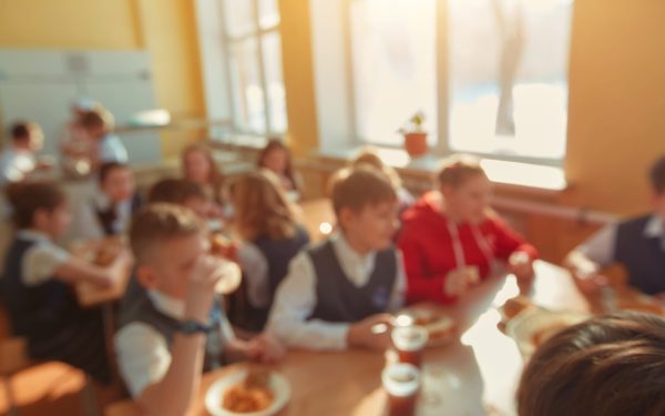 Discipină nouă la școală: Ce materie obligatorie vor studia elevii din România?