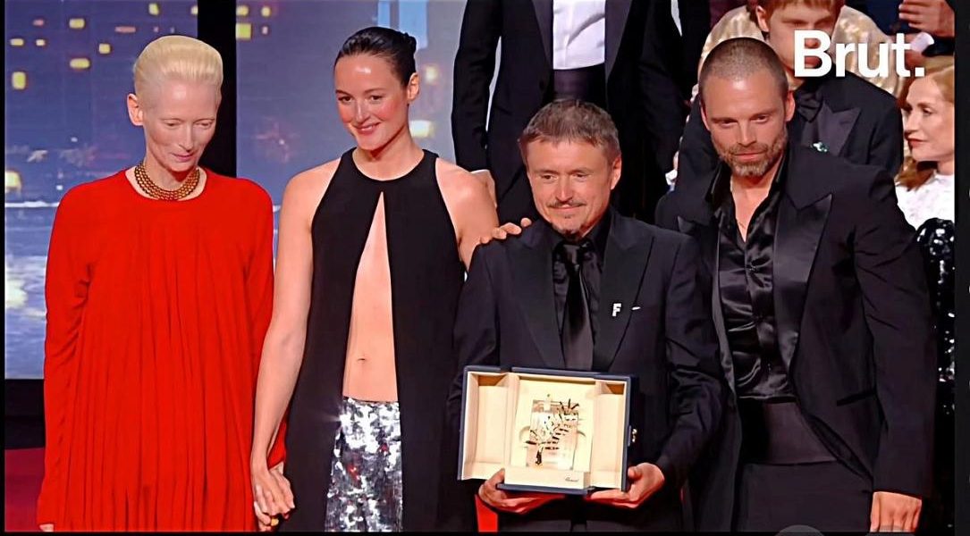 Mungiu, dublu Palme d’Or: Regizorul face istorie pentru România