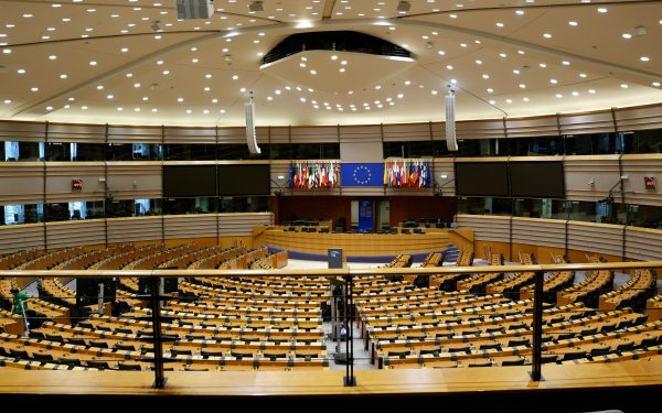 Imunitatea unui eurodeputat blochează ancheta anti-fraudă a Parchetului European