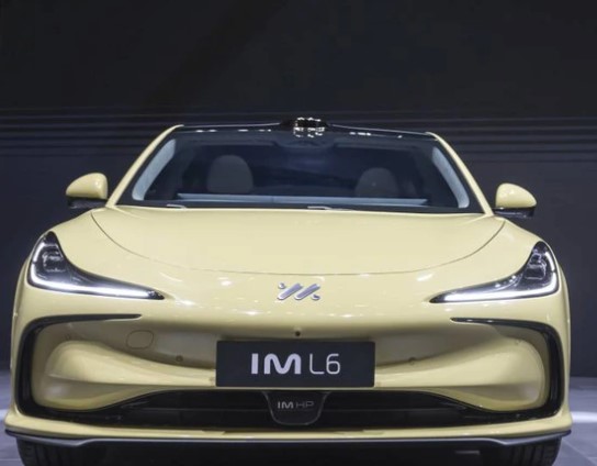 Xpeng, gigantul auto chinez, vrea fabrică în Europa: negocieri cu Volkswagen