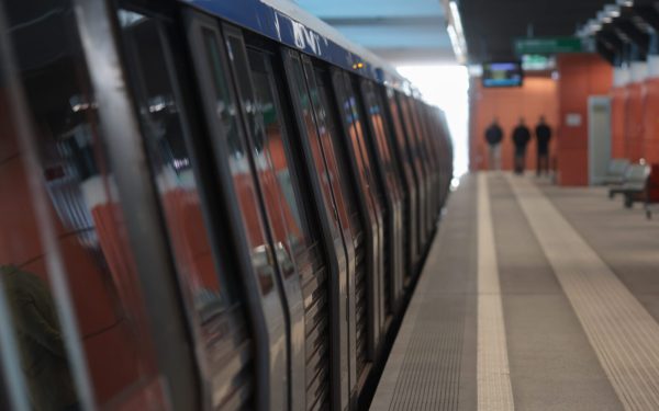 Blocaj la metroul bucureștean: Urgență medicală pe Magistrala 3, haos în trafic