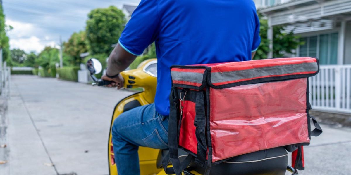Noi reguli pentru angajări: Statul pune presiune pe patroni. WorkinRomania, pe scenă