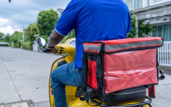 Noi reguli pentru angajări: Statul pune presiune pe patroni. WorkinRomania, pe scenă