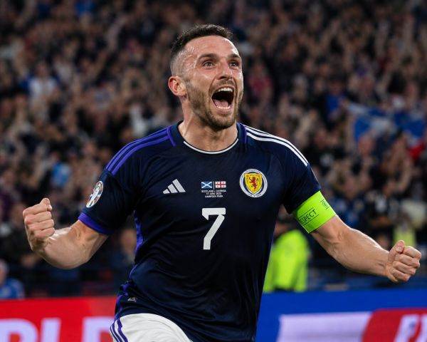 Fotbal de scumpete: Scoția a bătut, fanii au pierdut