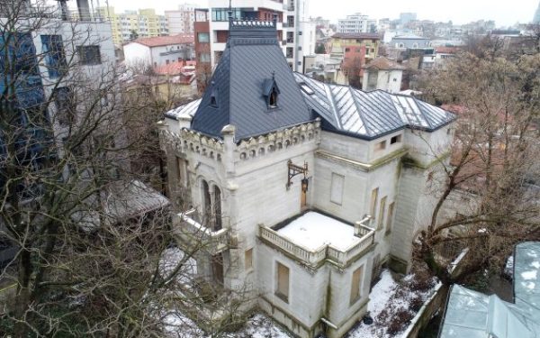 Castel și palat în București: Cât costă luxul de milioane