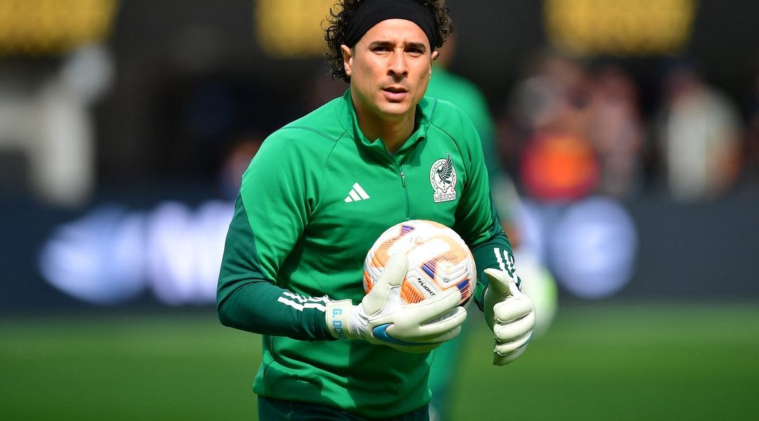 Ochoa se retrage din fotbal după Mondialul 2026