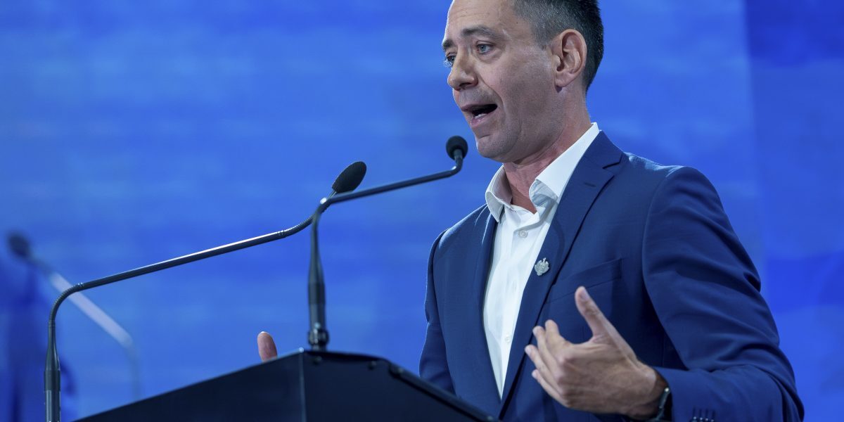 UDMR: Condiție fermă pentru Grindeanu. „Linii roșii încălcate”