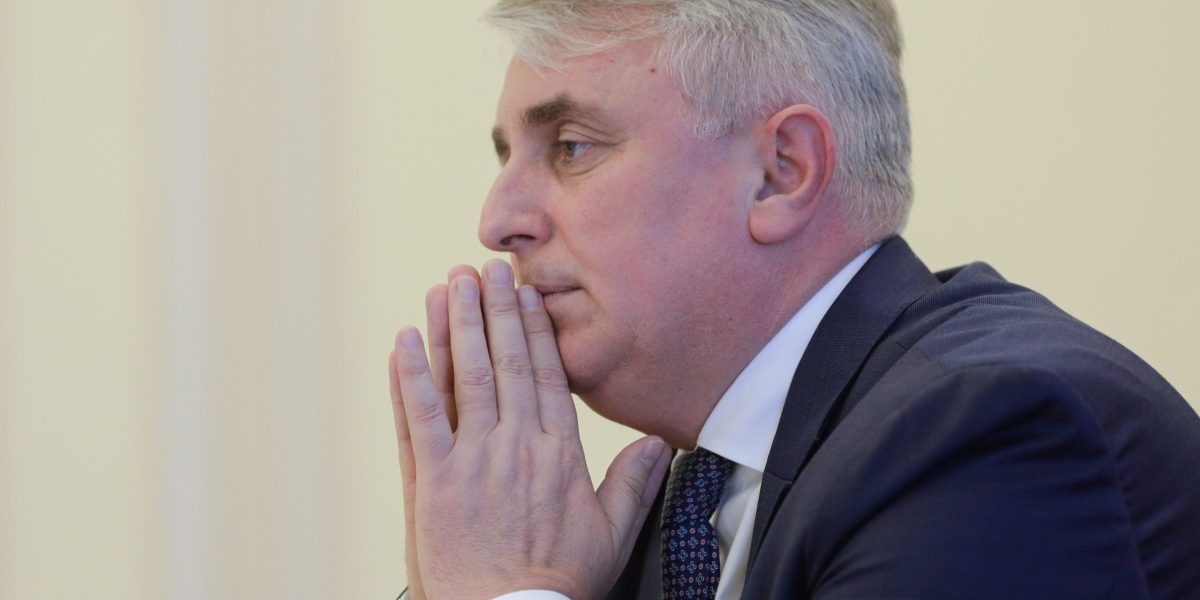 Bode refuză demisia, Gorghiu: Amenințările nu mai impresionează