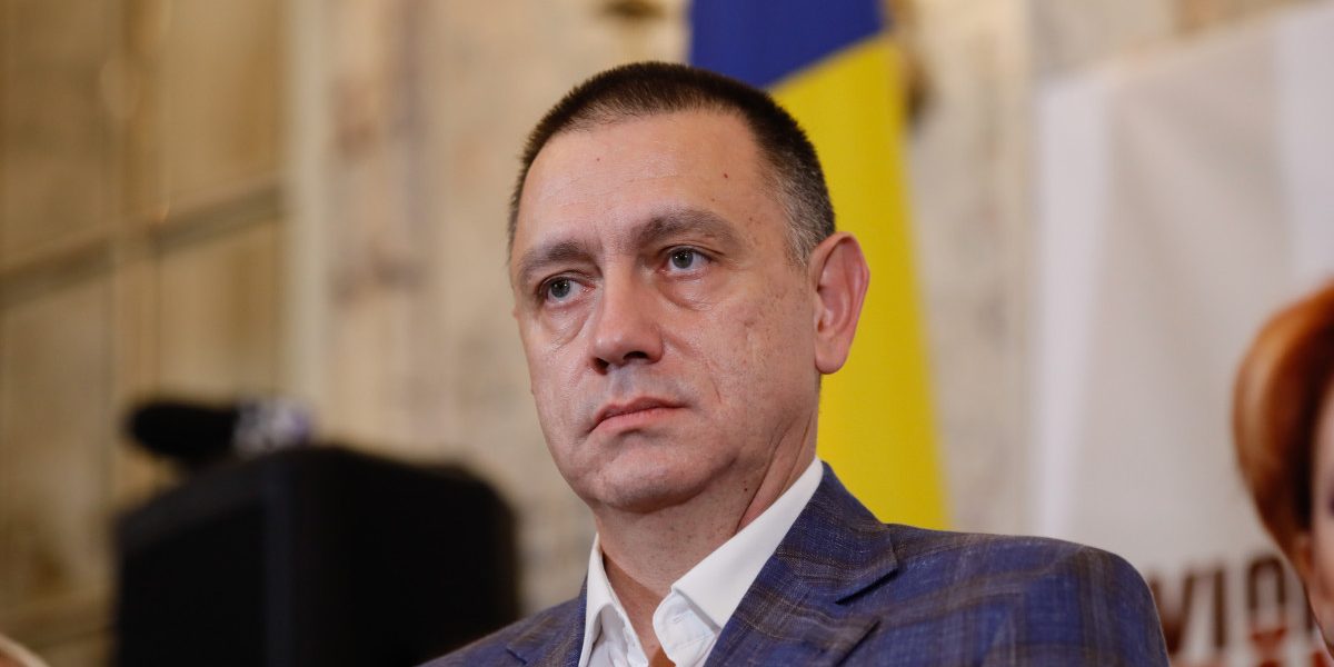 Fifor cere urgent guvern plin, listă socialismului