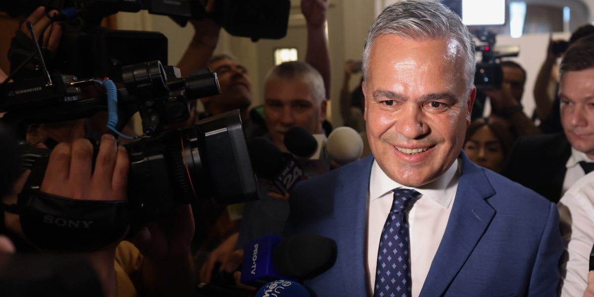 PNL rupe firul: Guvernul Veștea, ultimatum și noi negocieri