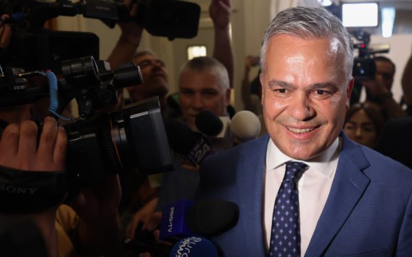 PNL rupe firul: Guvernul Veștea, ultimatum și noi negocieri