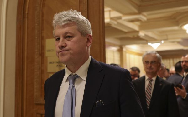 PREDOIU, Apel la PNL: Coaliție până-n 2027, apoi opoziție