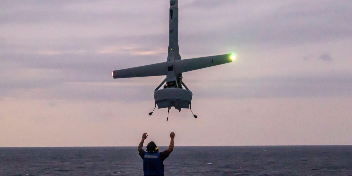 Ofițer Român Rănit Grav de Dronă în Texas. Anchetă Reuters