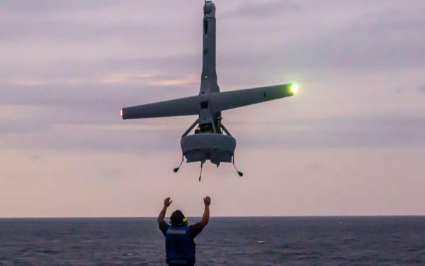 Ofițer Român Rănit Grav de Dronă în Texas. Anchetă Reuters