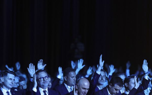 PNL în fierbere: Epurați liderii din tabăra Veștea
