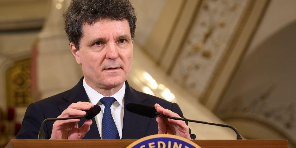 Guvernul, blocat: Investire posibilă abia după marți