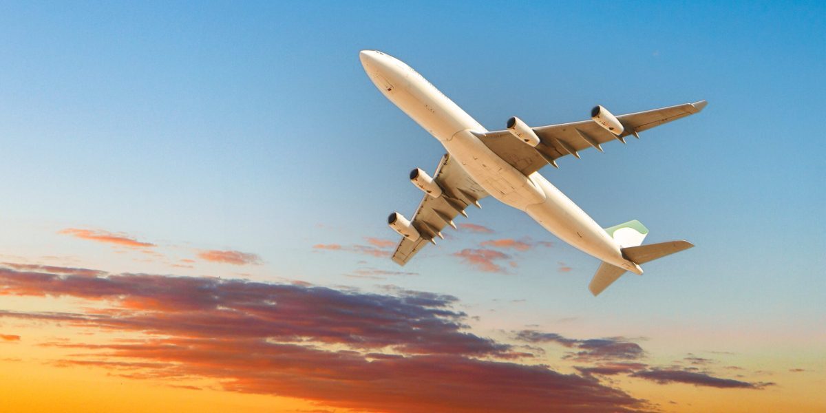 Amenzi pentru pasagerii care filmează în urgențe aeriene