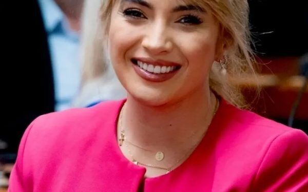 Demisie bombă din AUR: avocata Silvia Uscov pleacă
