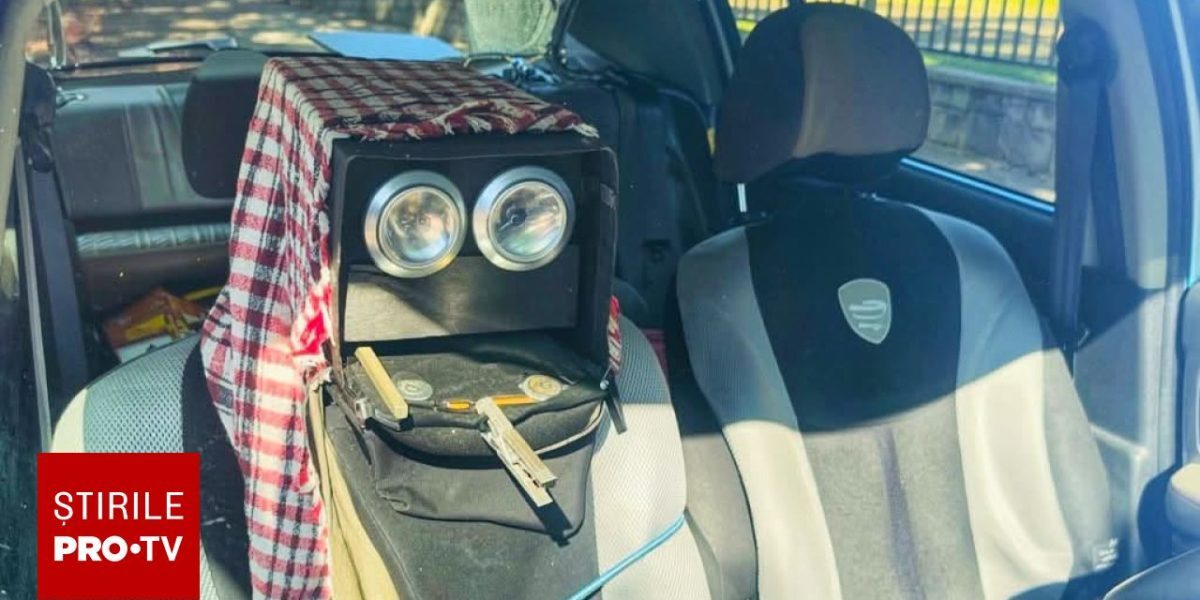 Dacia cu radar din bere, pe Waze. Localnic revoltat, IQ mare