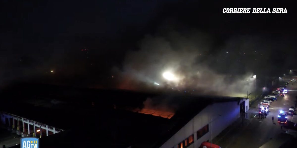 Incendiu la Bartolini Milano: Explozii și fum într-o caniculă infernală