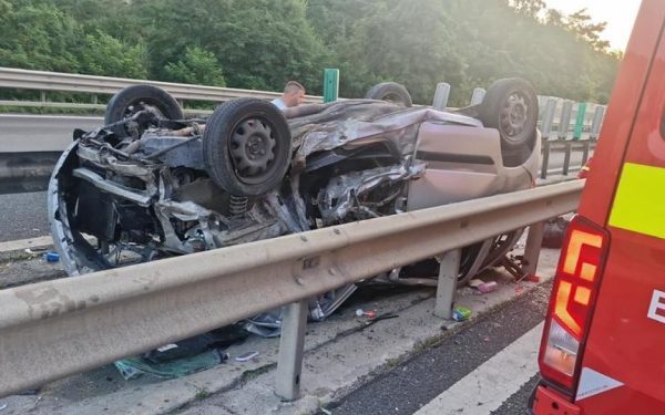 Tragedie pe A1: Fetiță de 5 ani moartă, 2 răniți grav la Cristian