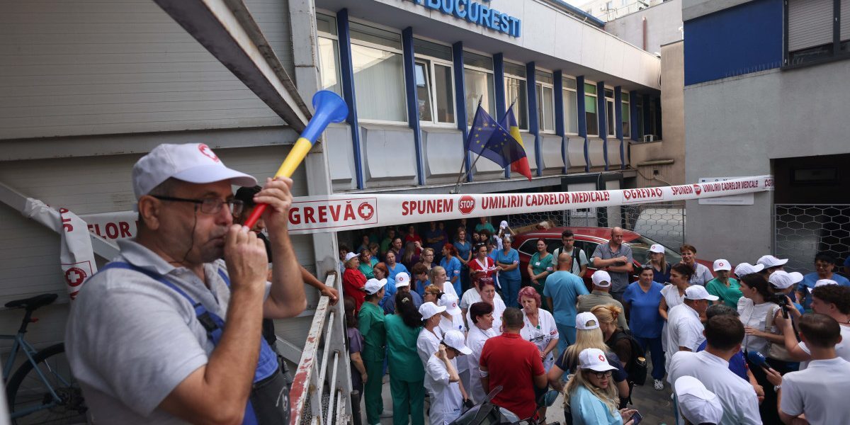Haos în spitale. Sanitas: Legea salarizării, mai rea ca-n mai