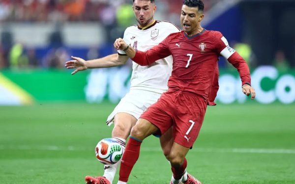 Spania elimină Portugalia prin gol marcat în prelungiri, Ronaldo, plângând