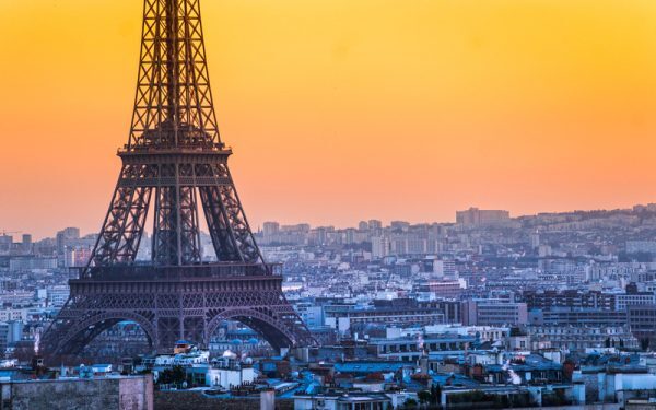 Canicula paralizează atracțiile turistice de la Paris