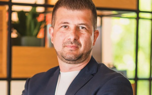 Atacuri AI în masă: Gherle (Alpha by Zendra) arată vulnerabilitatea firmelor mici