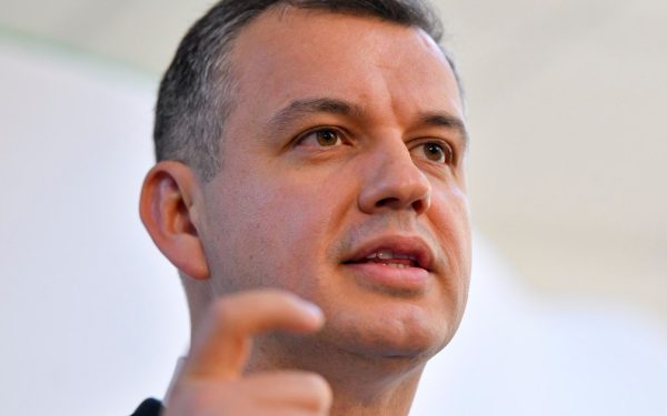 Tomac: 1.500 primării de comasat. Reforma administrației, prioritate zero
