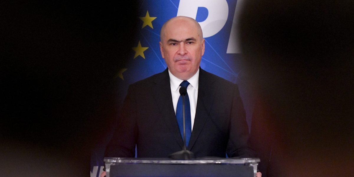 Bolojan, despre criza medicamentelor: „Mai durează câteva zile”