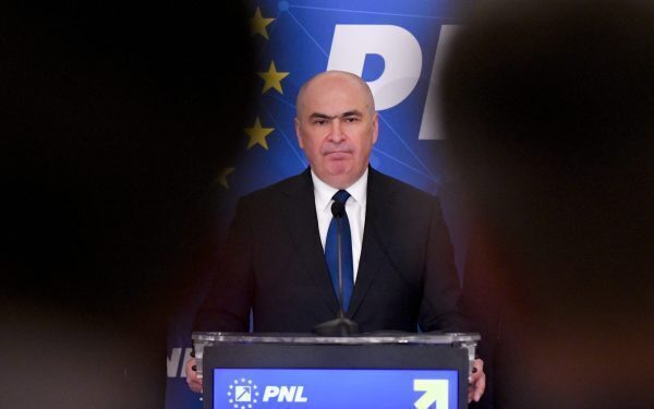 Bolojan, despre criza medicamentelor: „Mai durează câteva zile”