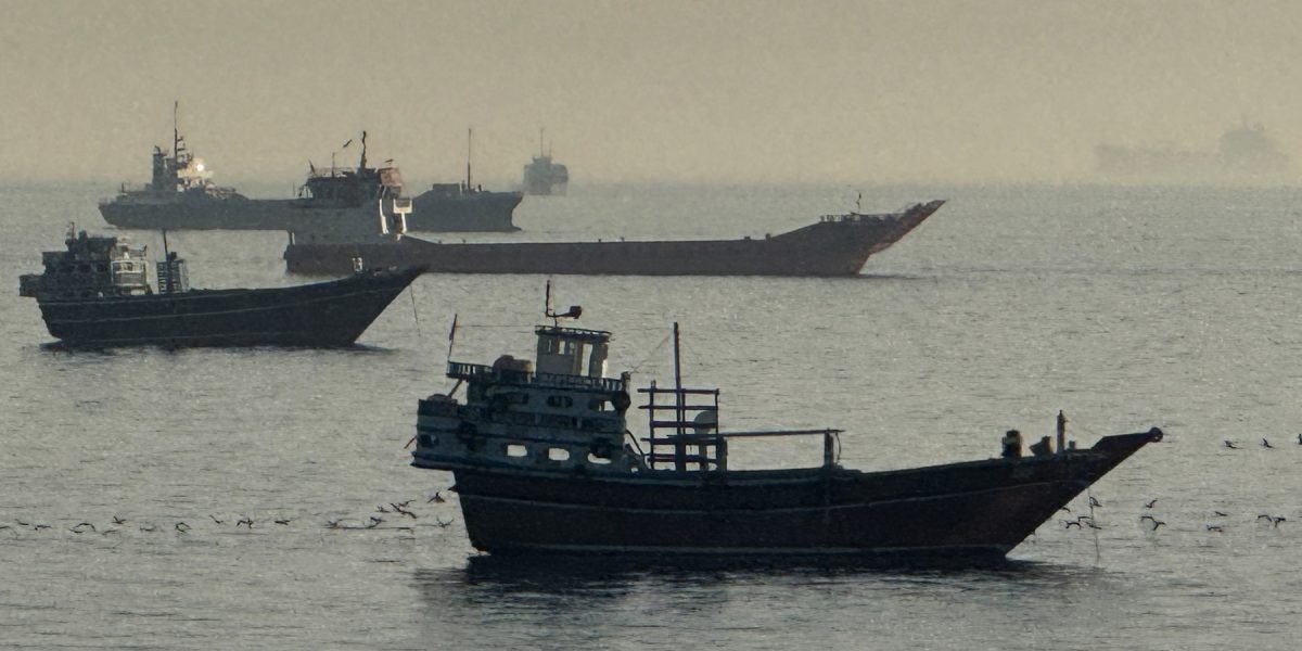 Iran-Oman: Coridor nou prin Ormuz, strâmtoare deminată