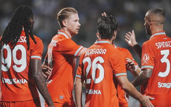 Arsenal, umilit de Como: Lewis-Skelly și Baturina, goluri de gală