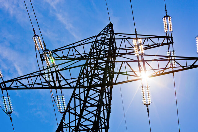 România, în criză energetică: Fabricile se închid, țintele gazelor ratate