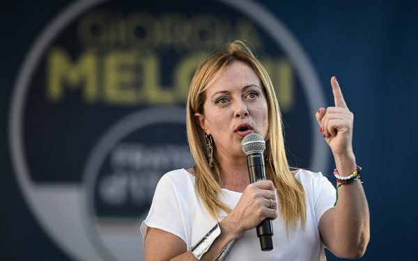 Meloni, atacată: revine la ideologia de extremă dreapta