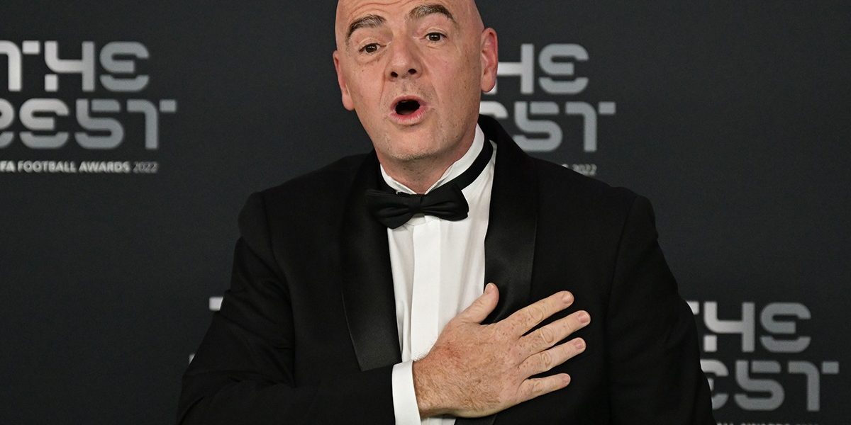 UEFA recunoaște plata către o fostă angajată legată de Infantino