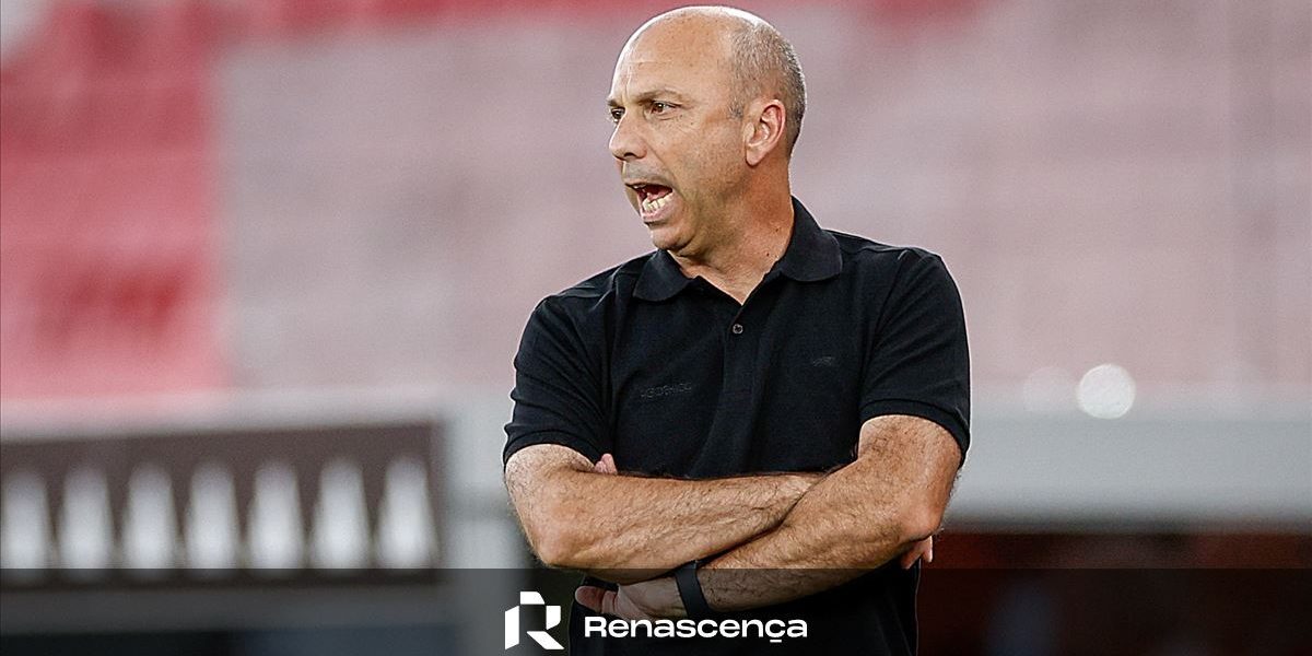 Pinheiro: Cu fani, am fi marcat 3-4 goluri în prima repriză
