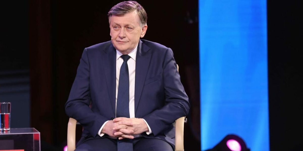 Antonescu îl propune pe Nazare premier