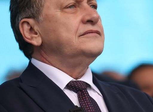 Bolojan, campion la funcție? Antonescu, Nazare, premier!