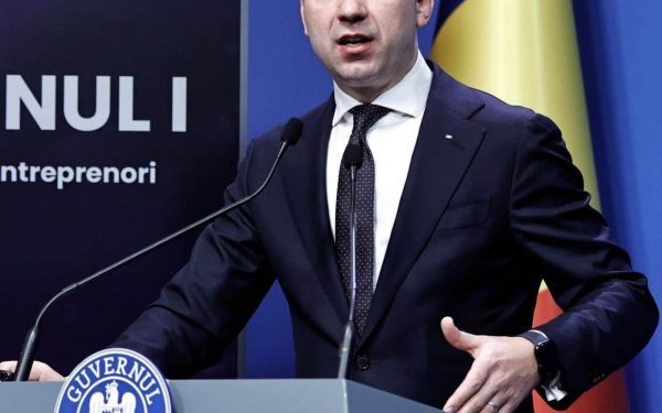 Bogdan Ivan: PSD a corectat la Parlament eșecul Guvernului Bolojan