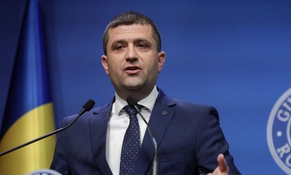 Miruță: Barjele scufundate vineri, noi blocaje pe Dunăre