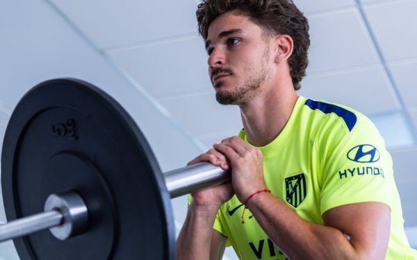 Jucătorul Vrea la FC Barcelona