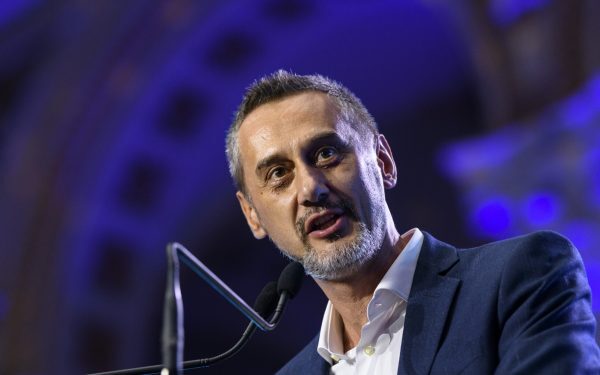 Primarul Slatinei, DE MEZZO: Decizii corecte, chiar și cu timpul dat înapoi