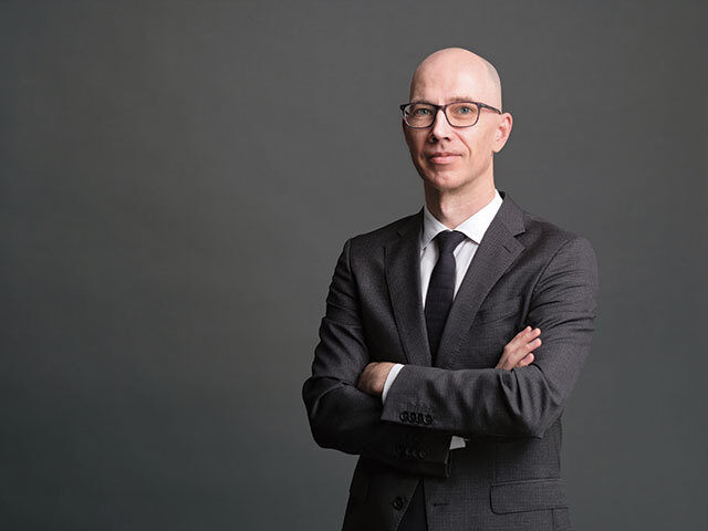 Nemes (Roland Berger): Criza investițiilor în România – motivele reale
