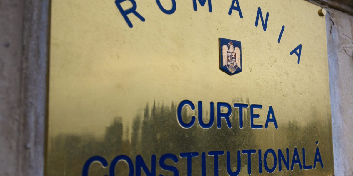 CCR, azi: ANI contestată de Nicușor Dan, PNL, USR