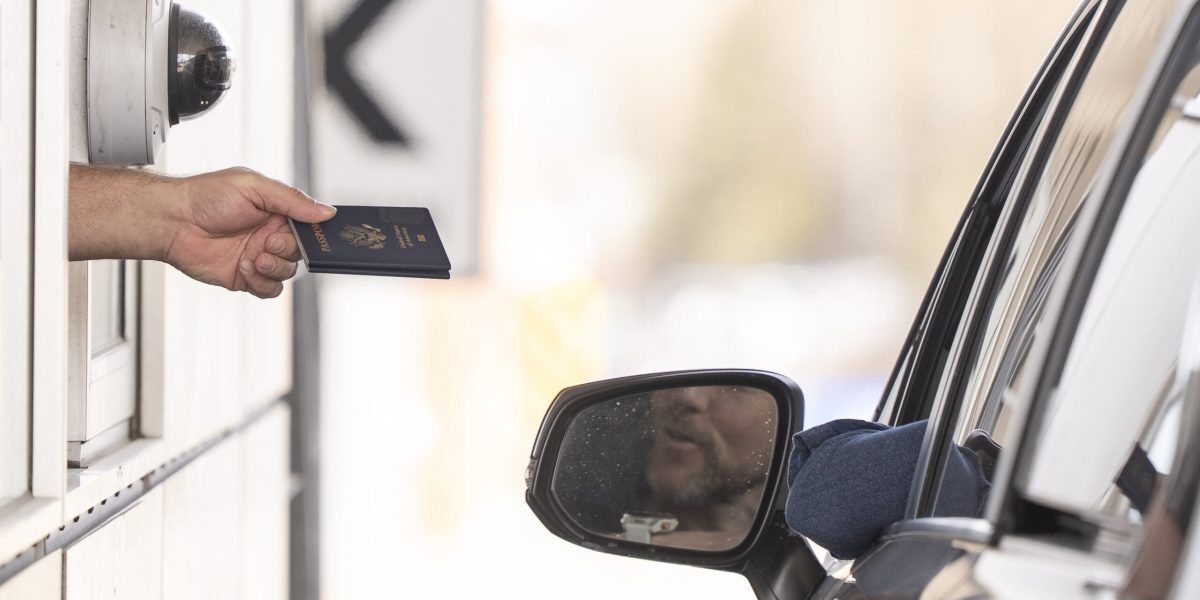 România pune bariere la graniță pentru țigările din Bulgaria