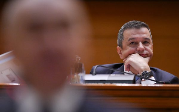 Grindeanu: Bolojan eșuat, sărăcie și trai pe datorie