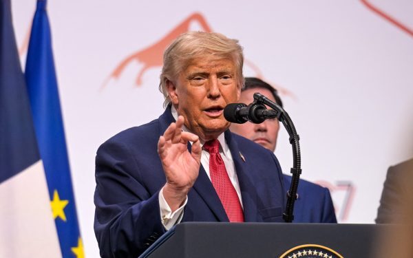 Trump: Cetățenia prin naștere, din nou sub atac