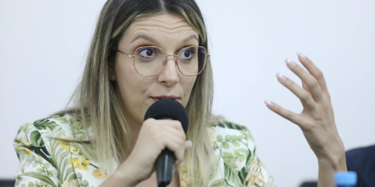 Certuri interne, front comun: soluții pentru criza politică